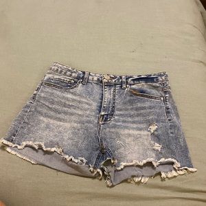 Washed jean shorts.